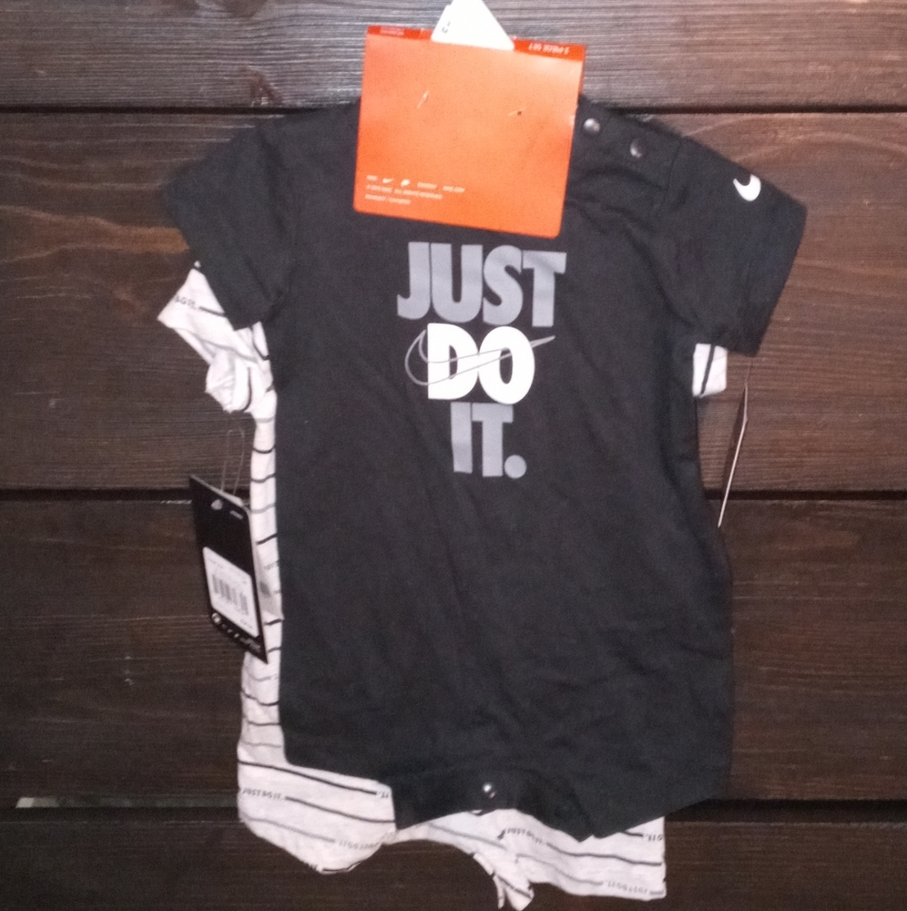 Nike 2 piece set